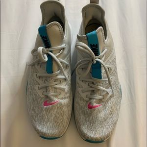 Nike Women's Foundation Elite Training Shoes sz. 10